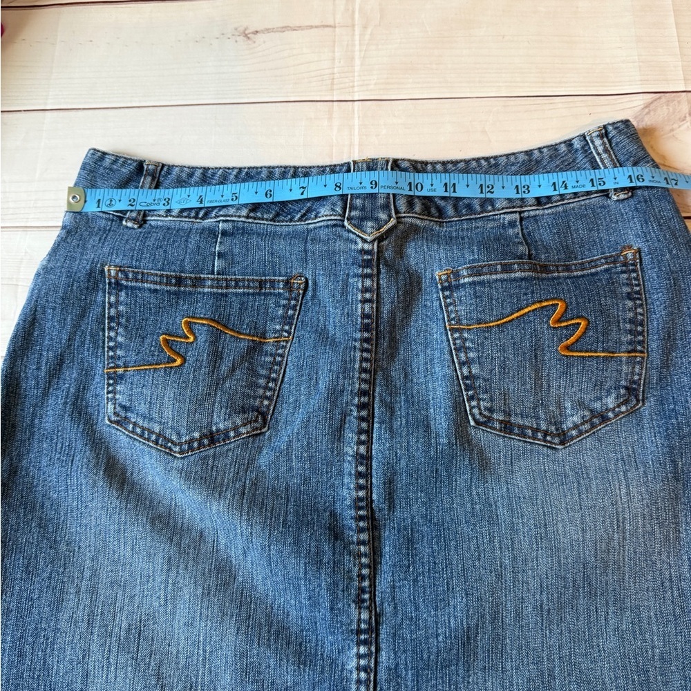 Bay Studio Petite Denim Skirt 14P Classic Blue Stretch Pencil - Picture 5 of 8